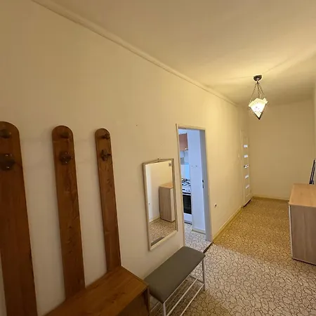 Cozy & Spacious Near Tram شقة براتسيلافا